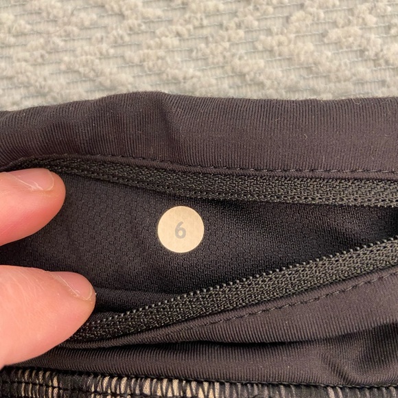 Lululemon Run: Pace Setter Skirt Size 6 - Picture 4 of 8